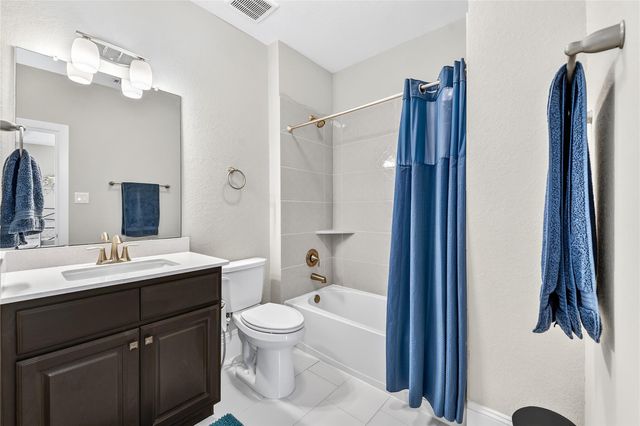 5727 Brancott Way, Houston, TX 77096
