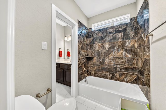 5727 Brancott Way, Houston, TX 77096