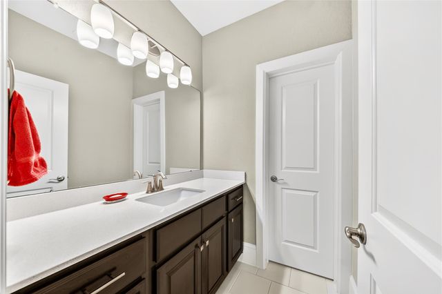 5727 Brancott Way, Houston, TX 77096