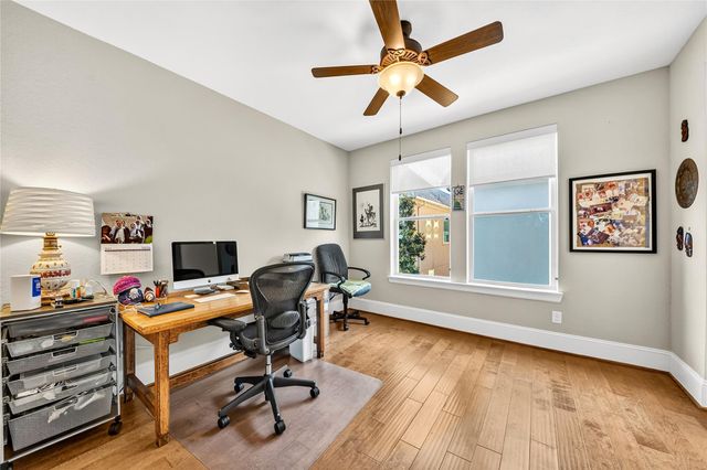 5727 Brancott Way, Houston, TX 77096