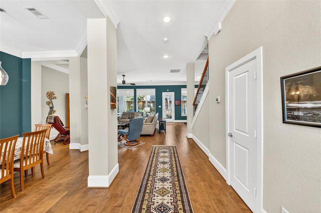 5727 Brancott Way, Houston, TX 77096