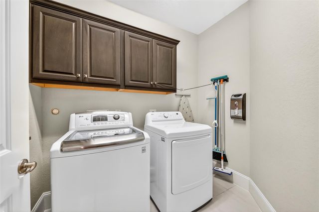 5727 Brancott Way, Houston, TX 77096