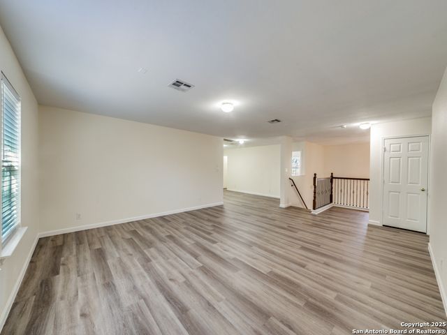 8107 Braun Frst, San Antonio, TX 78250