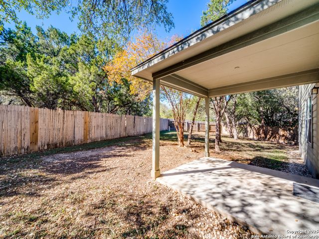 8107 Braun Frst, San Antonio, TX 78250