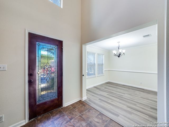 8107 Braun Frst, San Antonio, TX 78250