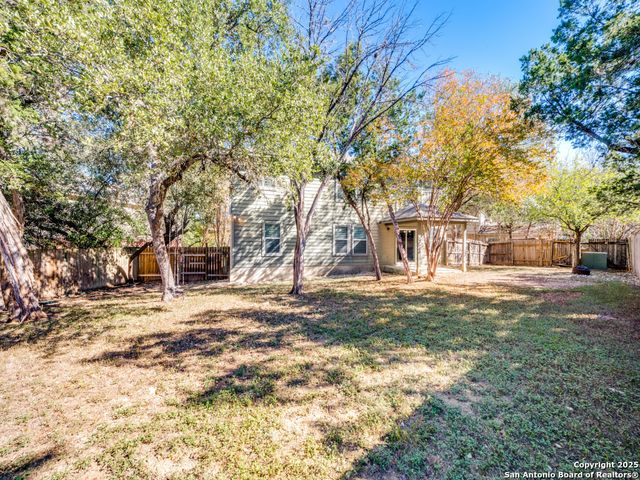 8107 Braun Frst, San Antonio, TX 78250