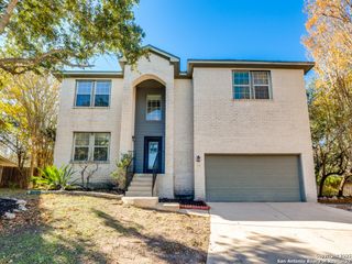 8107 Braun Frst, San Antonio, TX 78250