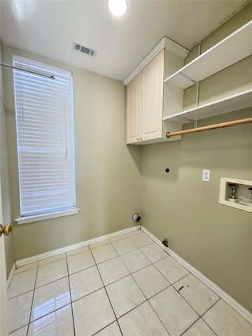 3306 Parkhurst Lane, Richardson, TX 75082