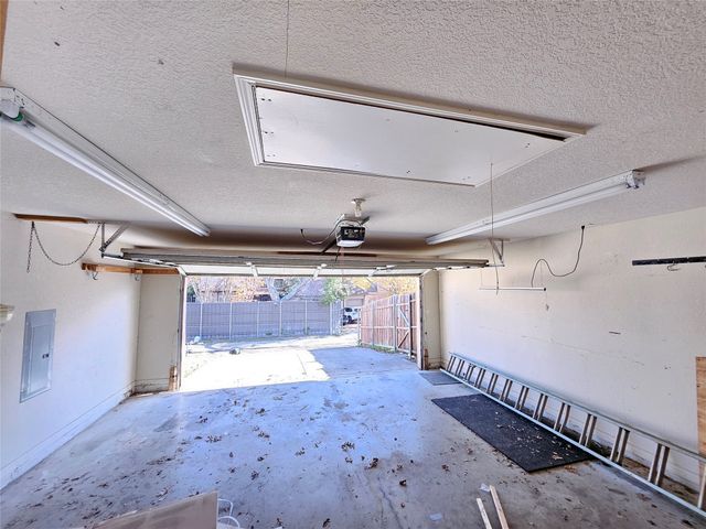 3306 Parkhurst Lane, Richardson, TX 75082