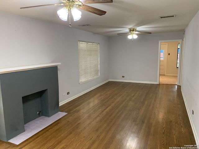 287 Thorain, San Antonio, TX 78212