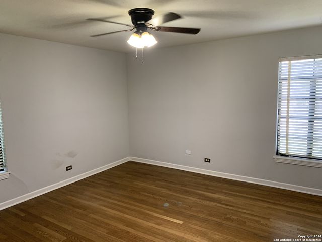 287 Thorain, San Antonio, TX 78212