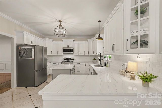 8401 Shelley Mullis Road, Fort Mill, SC 29707