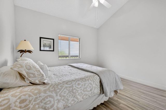 101 Ocean Bluffs Boulevard 504, Jupiter, FL 33477