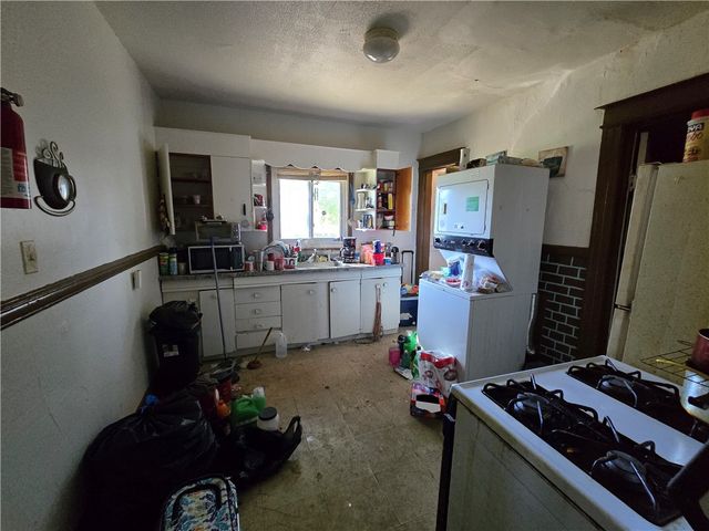 47 Trust Street, Rochester, NY 14621