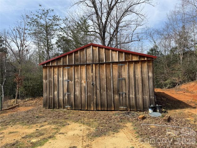 2524 Curt Ledford Road, Lawndale, NC 28090