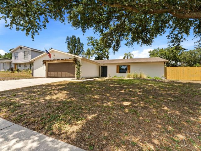 605 VALLEY HILL DRIVE, Brandon, FL 33510
