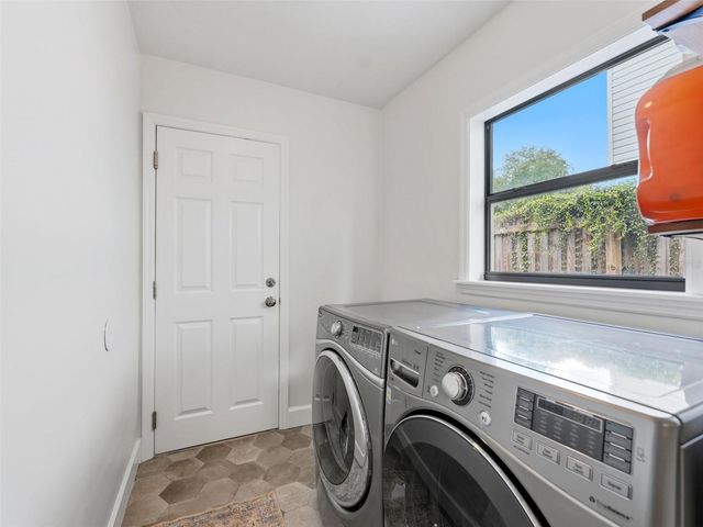 605 VALLEY HILL DRIVE, Brandon, FL 33510
