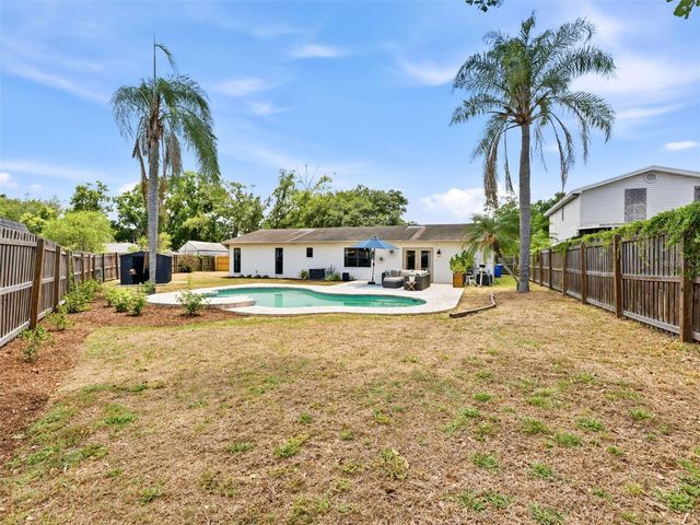 605 VALLEY HILL DRIVE, Brandon, FL 33510