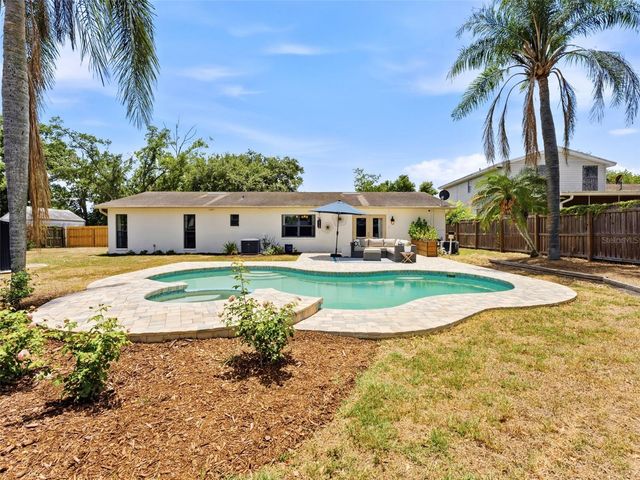 605 VALLEY HILL DRIVE, Brandon, FL 33510