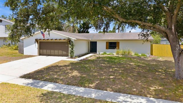 605 VALLEY HILL DRIVE, Brandon, FL 33510