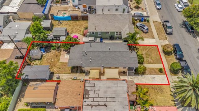 818 W 104th, Los Angeles, CA 90044