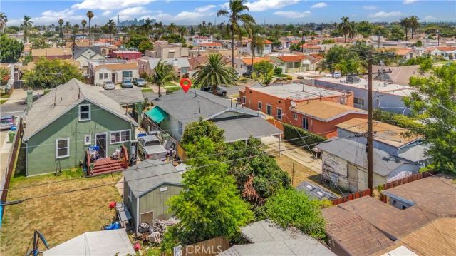 818 W 104th, Los Angeles, CA 90044