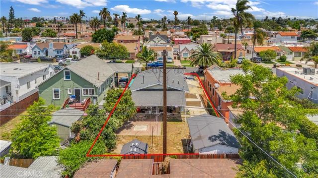 818 W 104th, Los Angeles, CA 90044