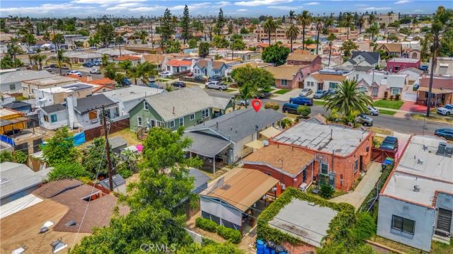 818 W 104th, Los Angeles, CA 90044