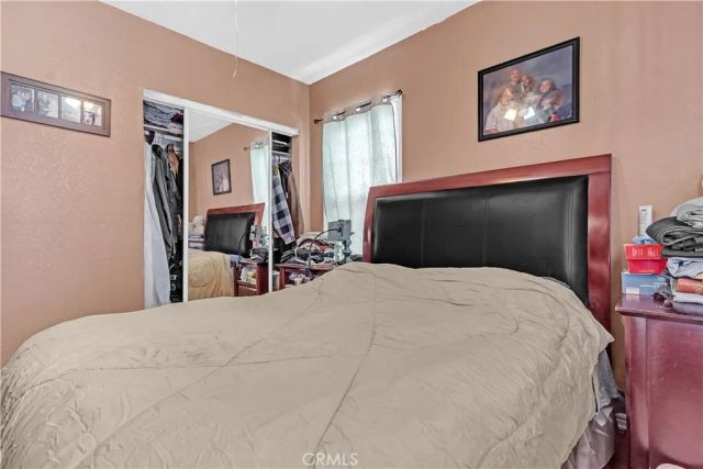 818 W 104th, Los Angeles, CA 90044