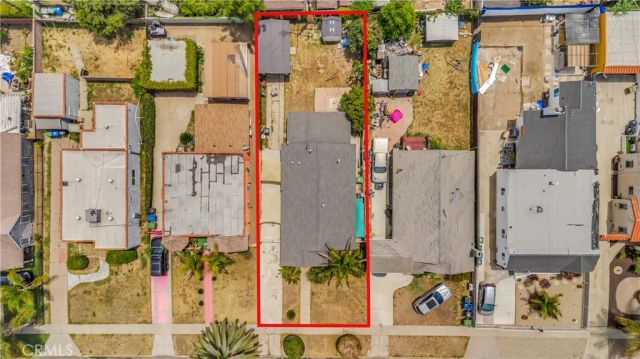 818 W 104th, Los Angeles, CA 90044