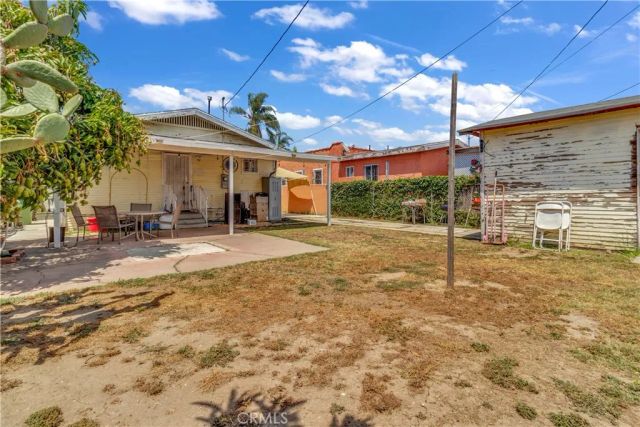 818 W 104th, Los Angeles, CA 90044