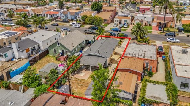818 W 104th, Los Angeles, CA 90044