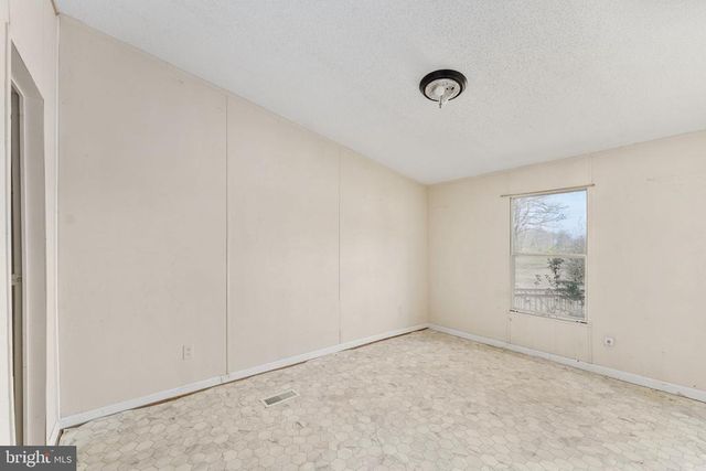 19473 DANIEL RD, Orange, VA 22960