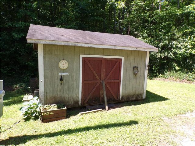 1051 Old Talking Rock Road, Talking Rock, GA 30175