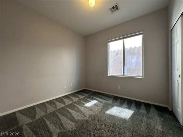 7928 Stormy Falls Street, Las Vegas, NV 89149