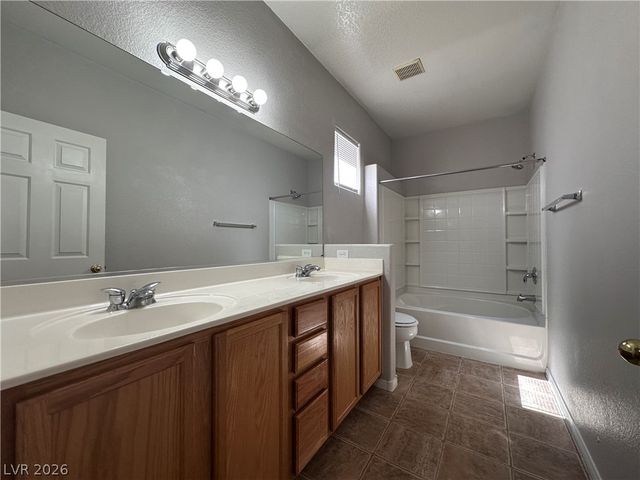 7928 Stormy Falls Street, Las Vegas, NV 89149