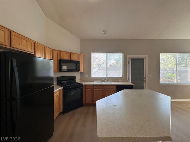 7928 Stormy Falls Street, Las Vegas, NV 89149