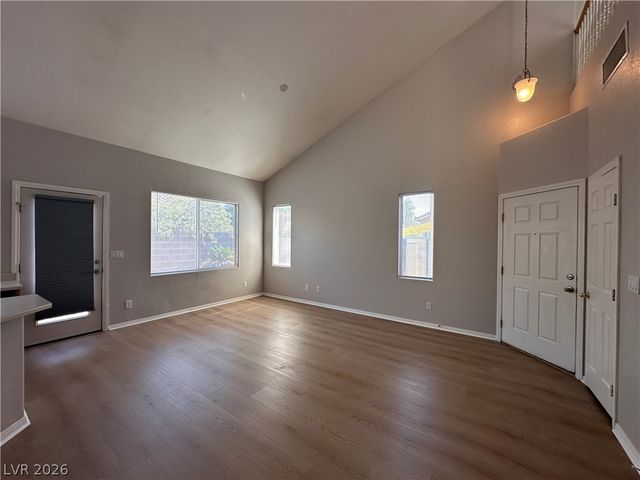 7928 Stormy Falls Street, Las Vegas, NV 89149