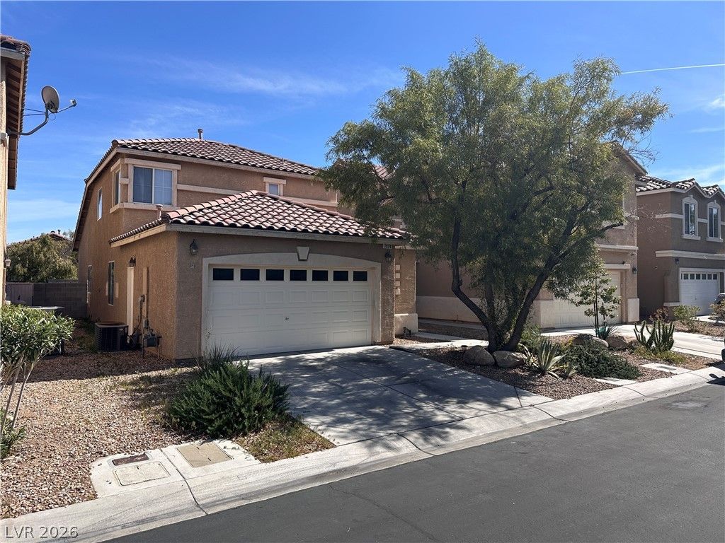 7928 Stormy Falls Street, Las Vegas, NV 89149