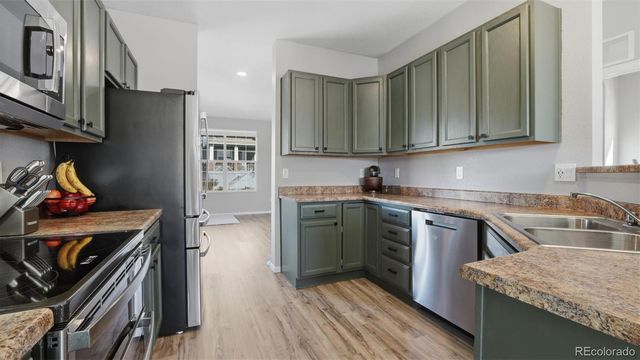 2281 St James Drive, Colorado Springs, CO 80910