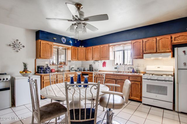 992 Paseo Lobo, Rio Rico, AZ 85648