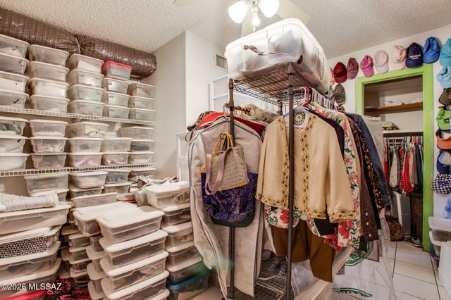 992 Paseo Lobo, Rio Rico, AZ 85648