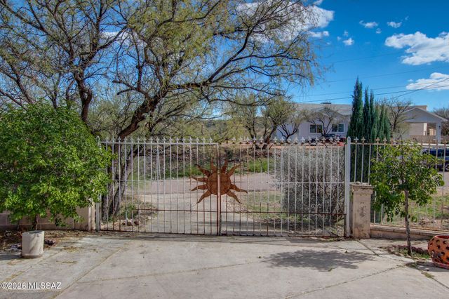 992 Paseo Lobo, Rio Rico, AZ 85648