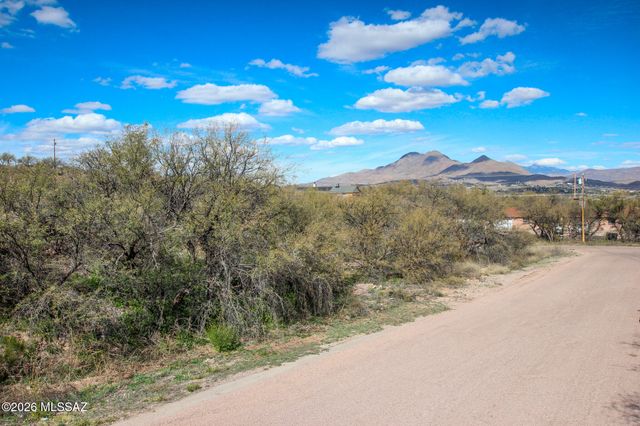 992 Paseo Lobo, Rio Rico, AZ 85648