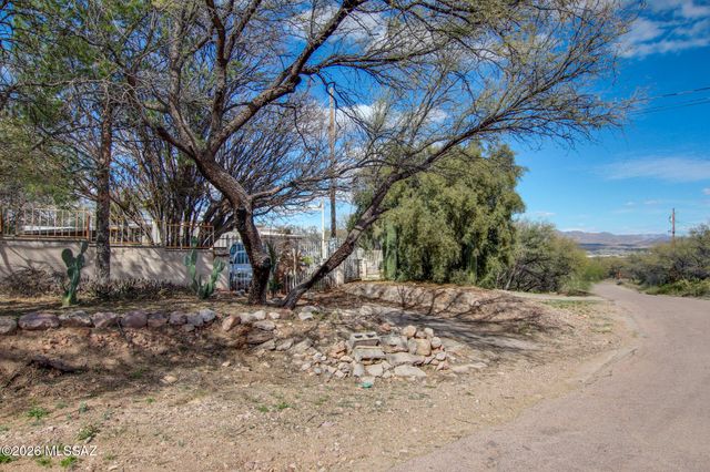 992 Paseo Lobo, Rio Rico, AZ 85648