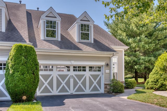 216 Sonata Court, Eastport, NY 11941