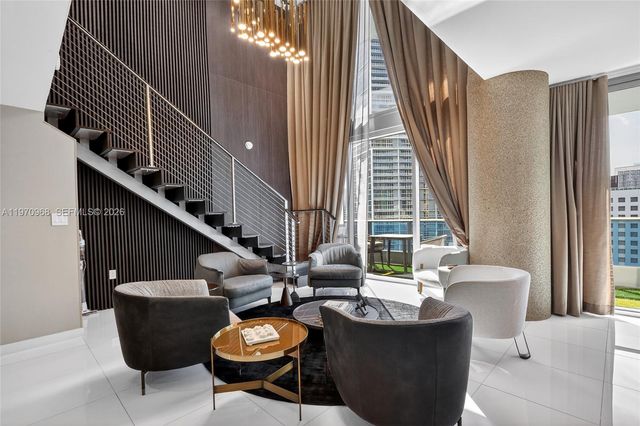 200 Biscayne Boulevard Way 1108, Miami, FL 33131