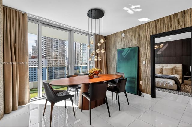 200 Biscayne Boulevard Way 1108, Miami, FL 33131