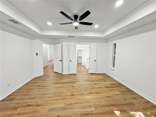 1211 Meadowbrook Dr, Portland, TX 78374