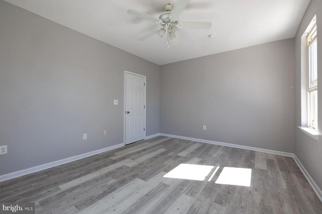 136 S KING ST, Gloucester City, NJ 08030
